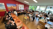 w klasie